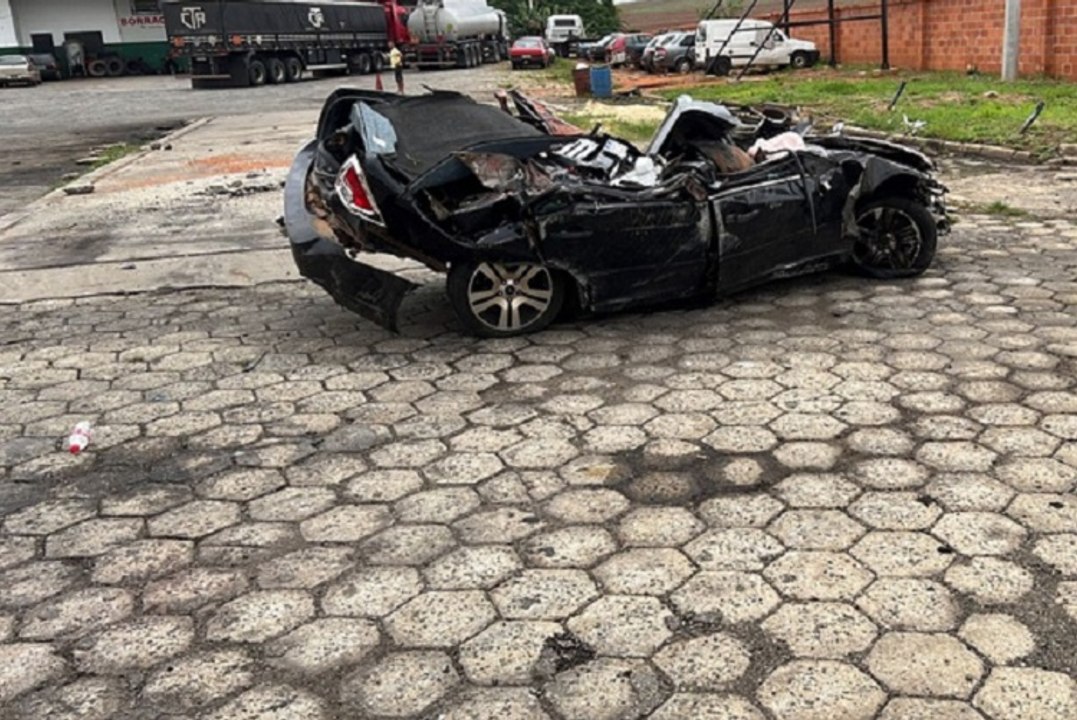 Mãe e filha da região de Patos morrem esmagadas por uma carreta em SP e são sepultadas sob forte comoção