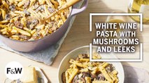 One-Pot White Wine Pasta with Mushrooms and Leeks