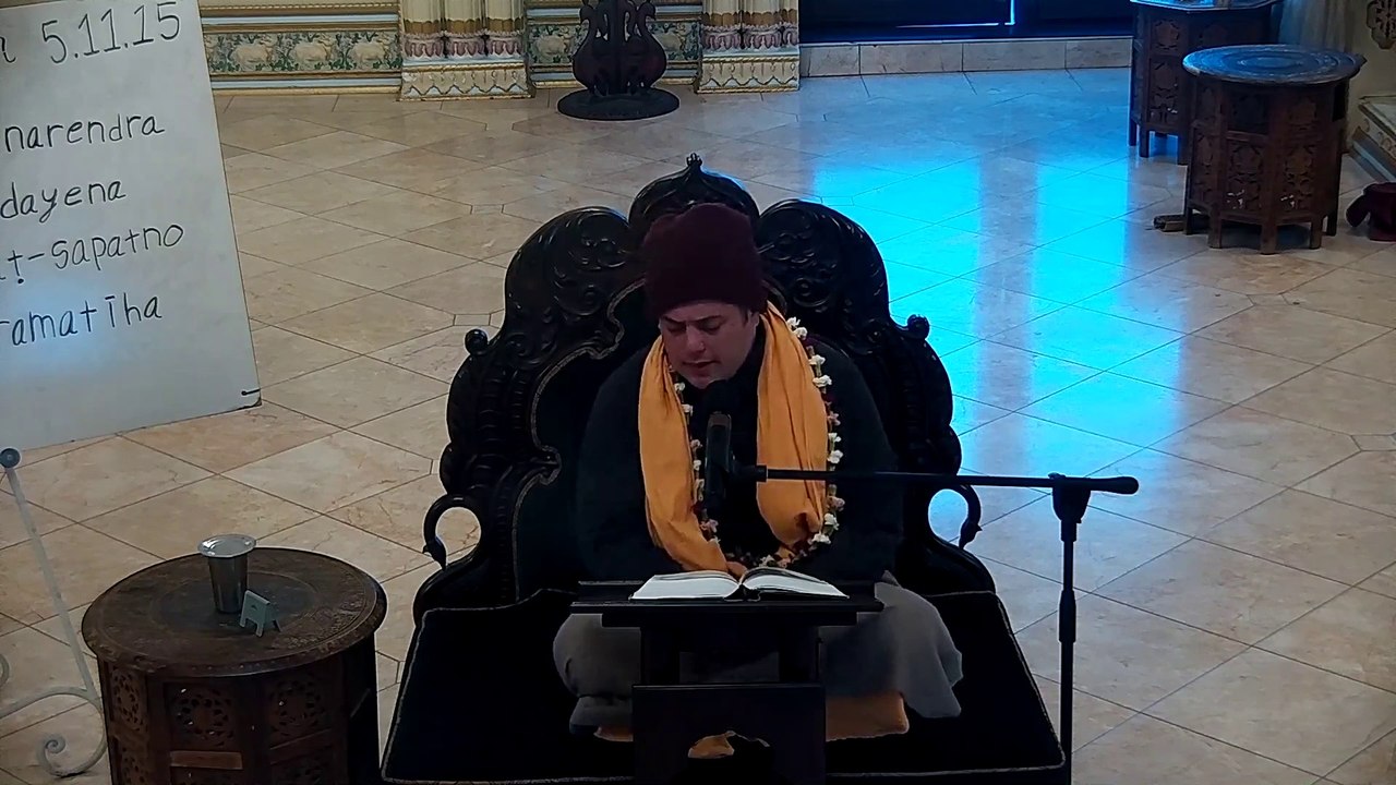 One Should Try to Come to the Platform of Self-Realization by Awakening His Spiritual Knowledge