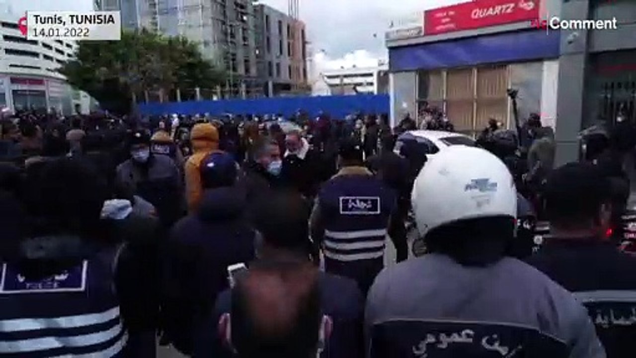 Trotz Versammlungsverbot: Hunderte protestieren in Tunis gegen Präsident Saied