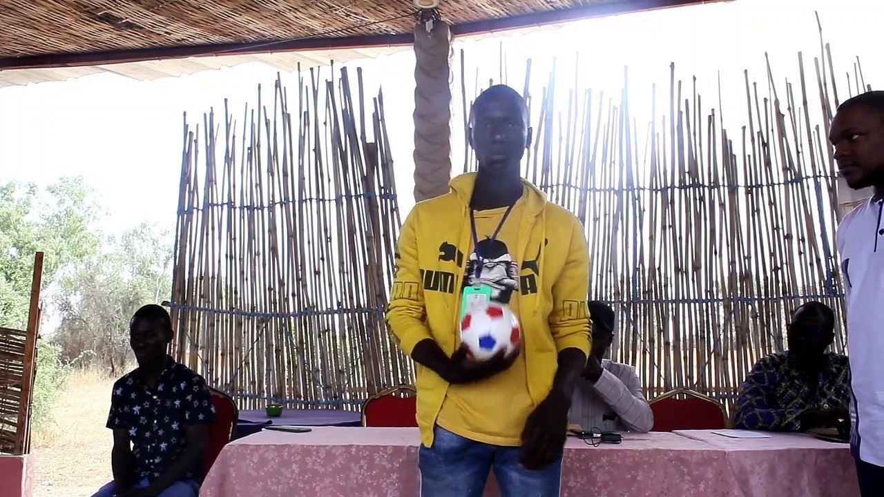 Formation pratique offerte par Mr Badara Ndiaye pour faciliter l'employabilité des jeunes de Thiare Ndialgui