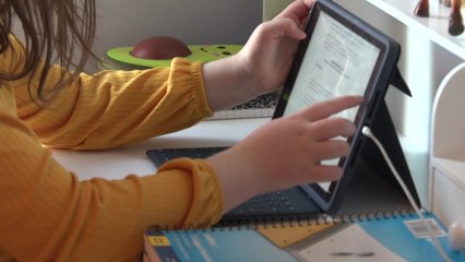 美 입원 환자 사상 최다·...교사 감염으로 대면수업 중단 / YTN