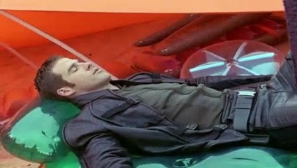 Farscape S03E13 - Scratch 'N' Sniff