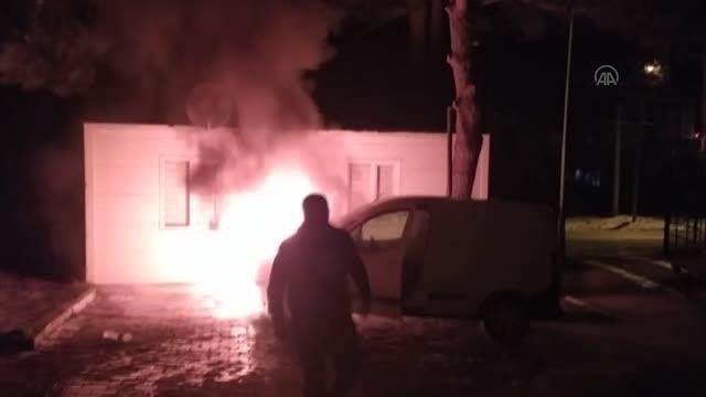 Son dakika haberleri... Keşan'da park halindeki araçta çıkan yangın söndürüldü