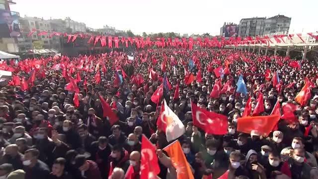 Son dakika haberleri: Bakan Kasapoğlu: "Adnan Menderes ve arkadaşlarını katleden cellatlar, yeni kurban istiyorlar"