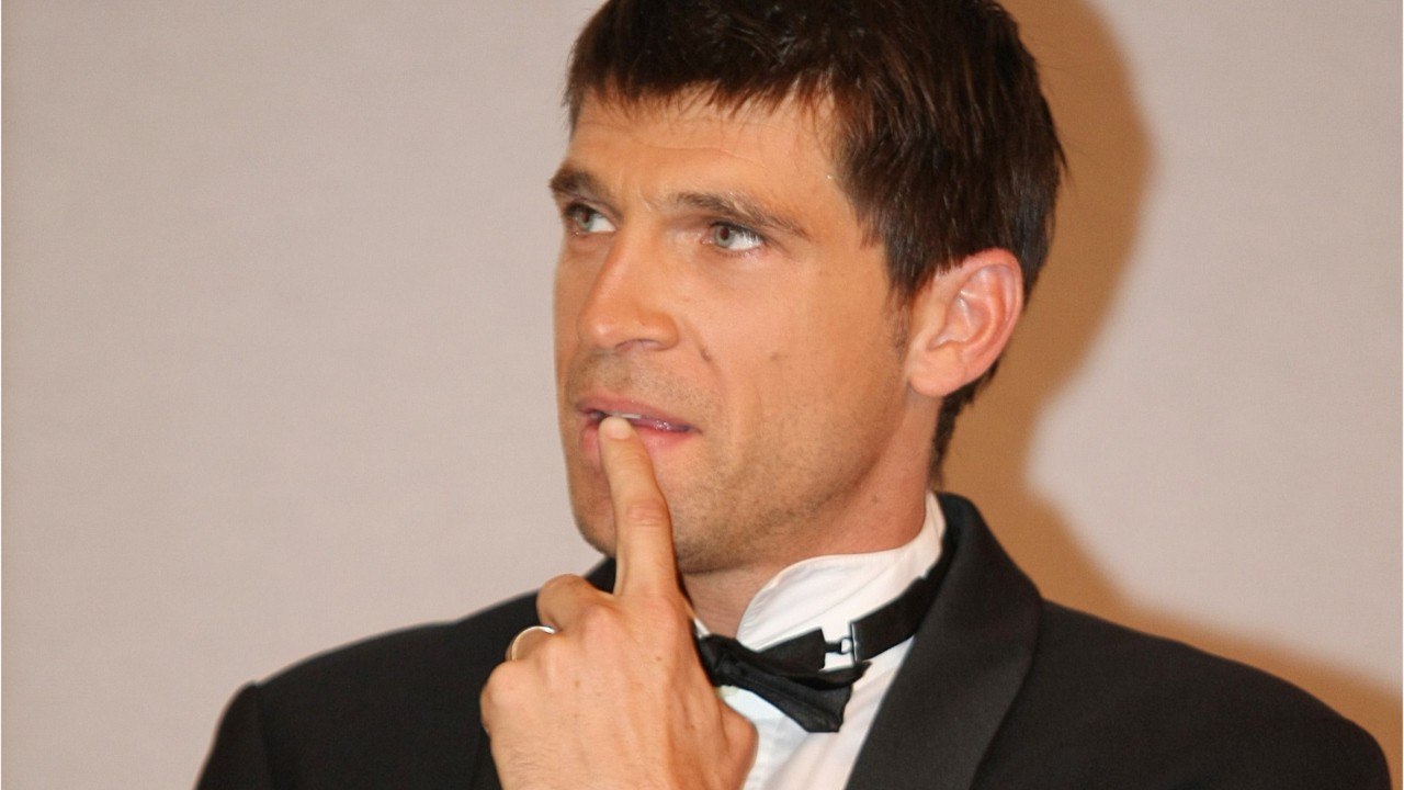 Voici - Le Grand Concours des Animateurs (TF1) : qui est le journaliste Stefan Etcheverry ?