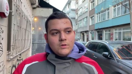 Üsküdar'da parkta gezintiye çıkarılan köpek tabancayla vurularak öldürüldü