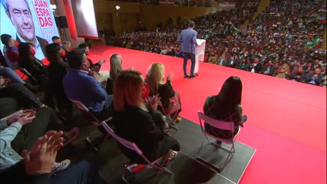 El apoyo de ministros de Podemos al referéndum en Cataluña se suma a las macrogranjas