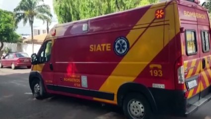 Durante tentativa de conversão, Clio e Jeep Compass se envolvem em acidente no Centro