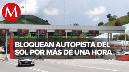 Frente de directores de Guerrero Liberan autopista tras bloqueo