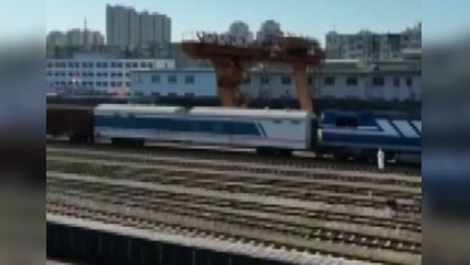 北 화물 열차 단둥 도착...中 화물 싣고 내일 북한行 예정 / YTN