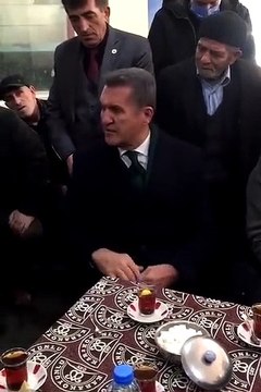 Sarıgül ‘Nusret’i ben meşhur ettim’ dedi! İyi halt ettin Mustafa!