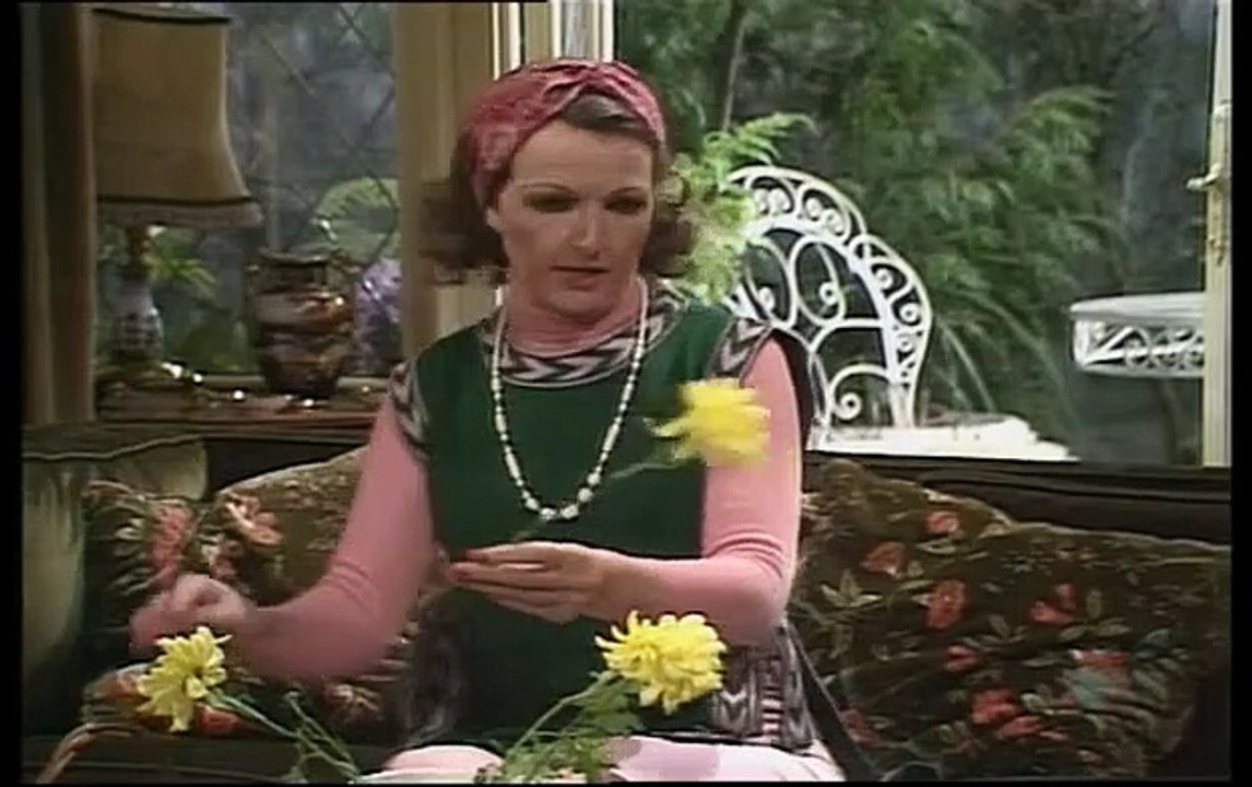 The Good Life. S04 E03. Our Speaker Today