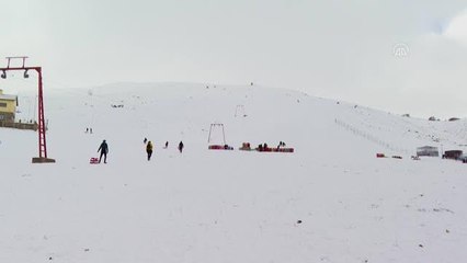 (DRONE) Elmadağ Kayak Merkezi'nde kar keyfi