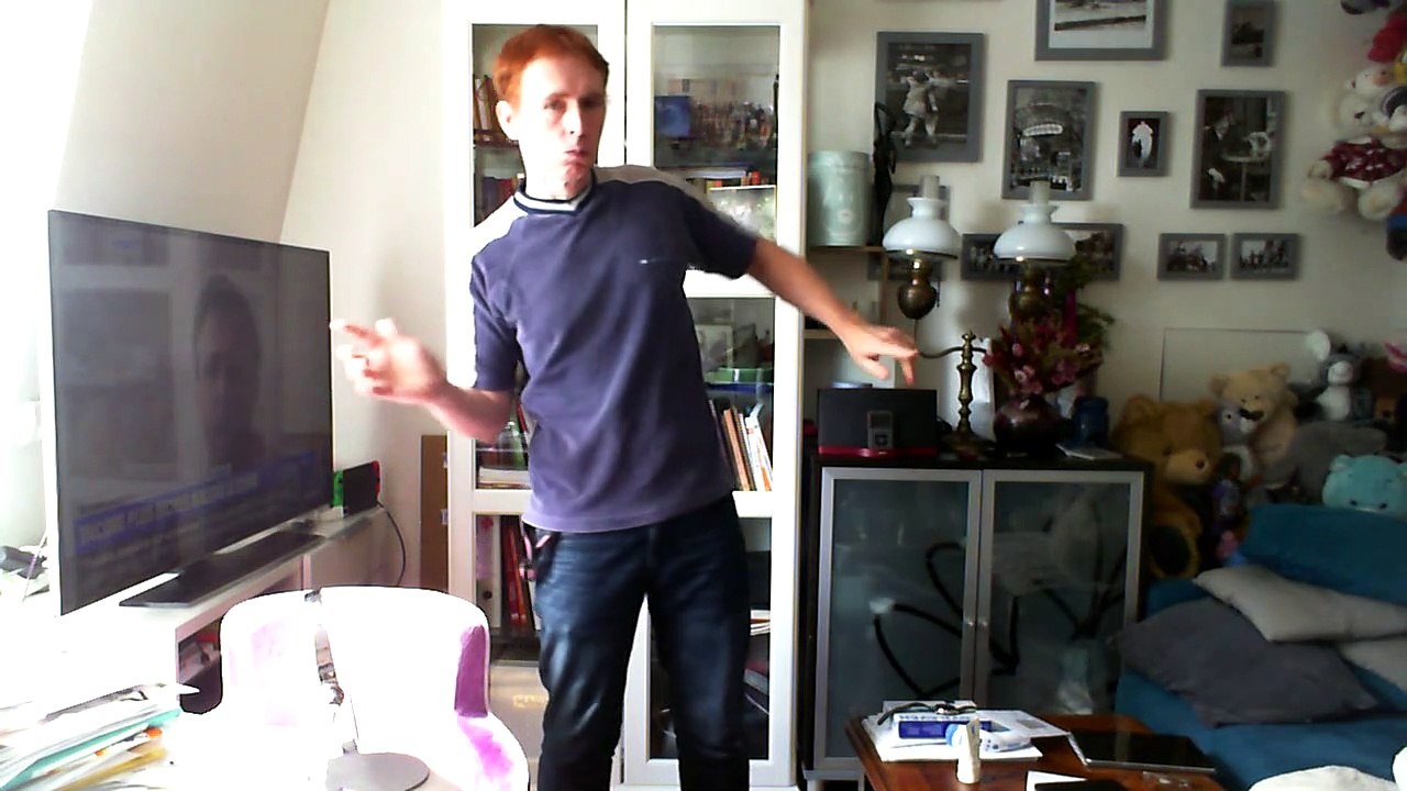 Wiwi kameloualise "shake that bagpipe"