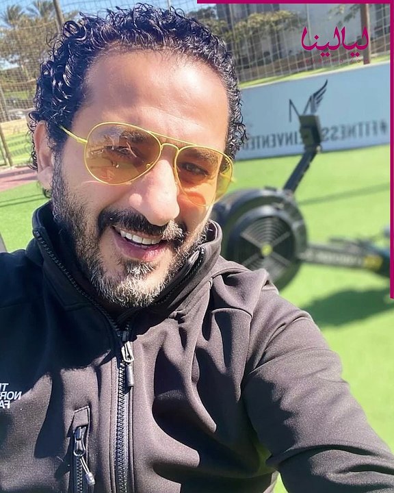 القصة ومافيها-هجوم كبير على أحمد حلمي بعد مشاهد منى زكي الجريئة في "أصحاب ولا أعز"