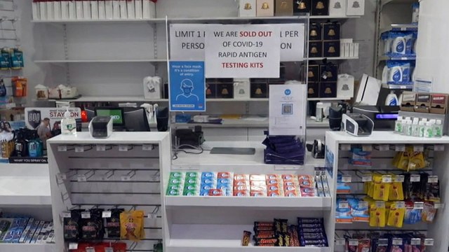 Thousands of Queenslanders become eligible for free RATs