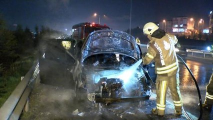 SANCAKTEPE TEM'DE OTOMOBİL ALEV ALEV YANDI