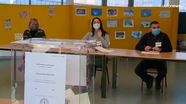 В Сербии завершился референдум по конституционной реформе