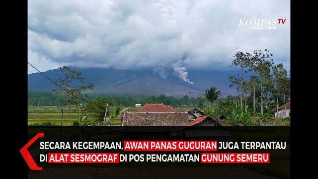 Semeru Kembali Keluarkan Awas Panas Guguran Sejauh Empat Kilometer