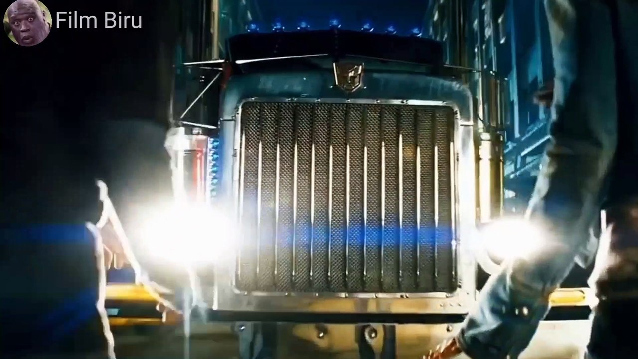 Optimis Prime Epic Scene