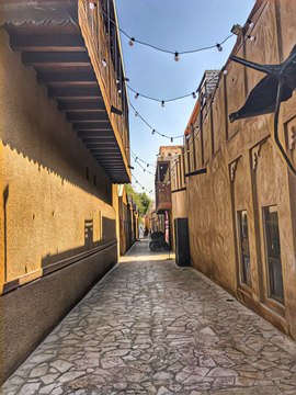 حي الفهيدي في دبي يختصر حقبة تاريخية لن تتكرر