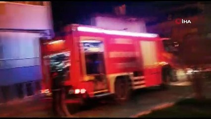 Isınmak isterken parkı yaktılar!