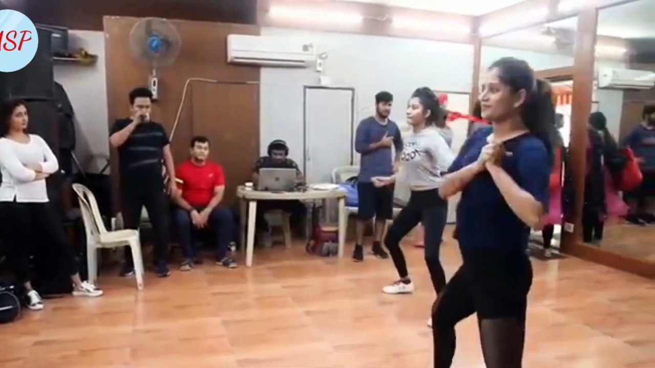 Pashto local dance _ local dance beautiful girl