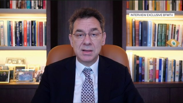 Contre le Covid-19, le patron de Pfizer préconise trois doses, puis un rappel par an