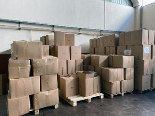 ADANA'DA 4 MİLYON KAÇAK MAKARON ELE GEÇİRİLDİ; FABRİKA SAHİBİ GÖZALTINDA