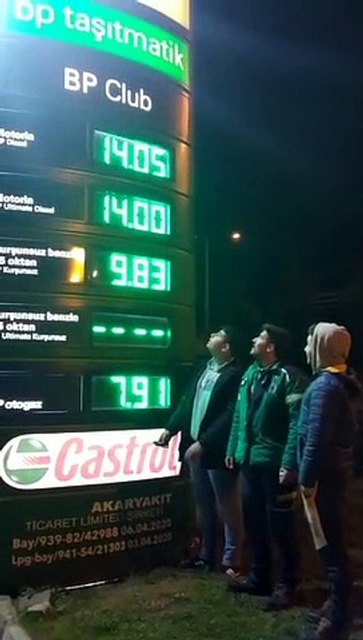 Benzin zamlarıyla böyle dalga geçtiler! Erdoğan...