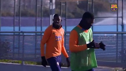 A Ansu Fati no se le da tan bien el baloncesto / FCB