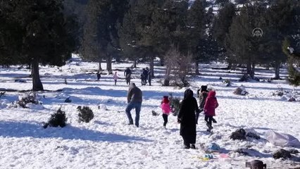 Vatandaşlar karın keyfini çıkardı
