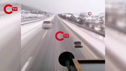 Otomobilin takla attığı görüntüler anbean kameraya yansıdı