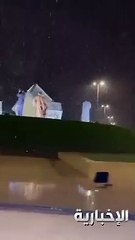 فيديو متداول لتساقط الثلوج على طريف فجر اليوم