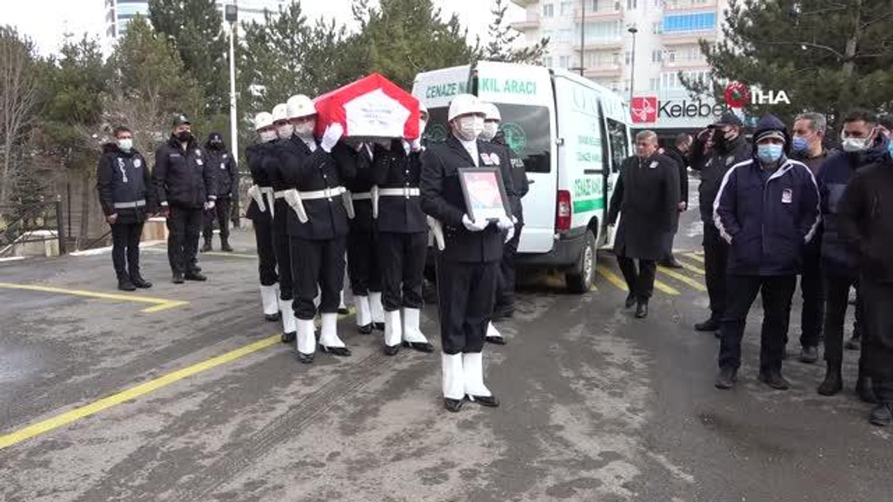 Son dakika haberleri: Sivas'ta vefat eden polis memuru için tören düzenlendi