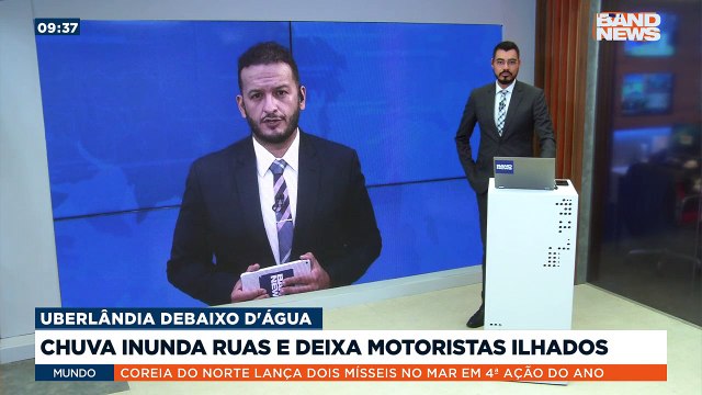 A chuva arrastou carros e arrancou asfalto em Uberlândia, no Triângulo Mineiro. Um hospital ficou completamente alagado.Saiba mais em youtube.com.br/bandjornalismo