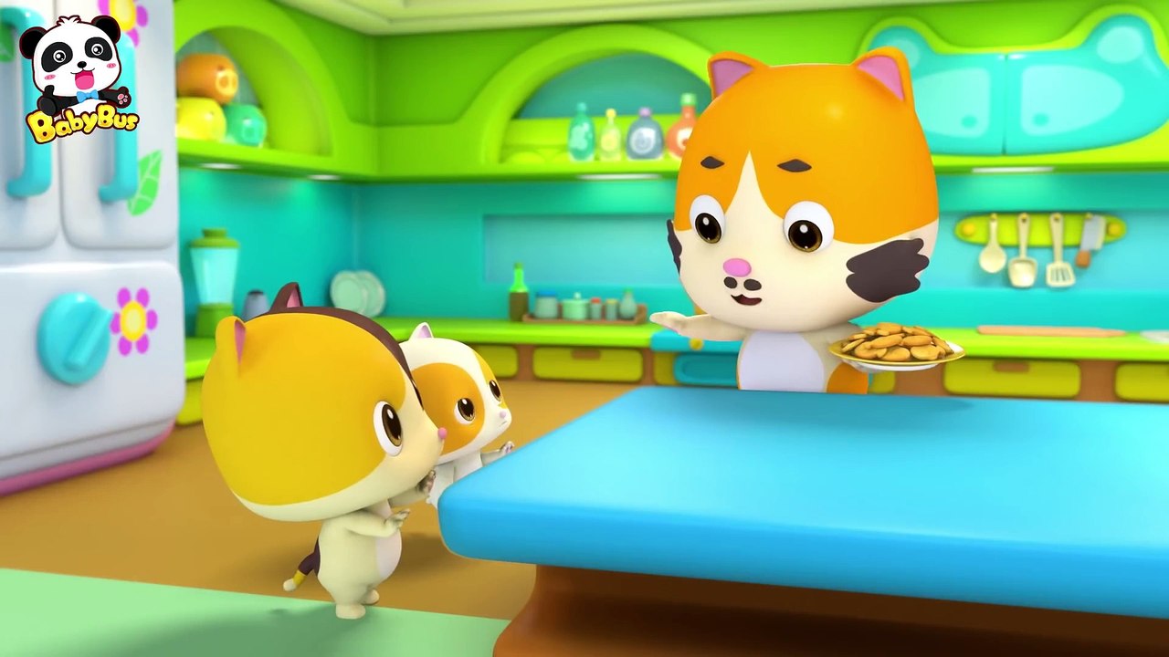 吃东西前，小手要洗一洗哦 | 好習慣兒歌, 安全兒歌 | 過家家 | 小貓咪一家 | 動畫 | 卡通 | 寶寶巴士 | Kids Cartoon | BabyBus