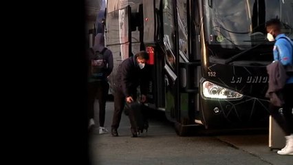 Caras largas en el regreso a casa del Athletic Club