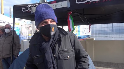 Messina, il sindaco De Luca si dimette e prosegue la protesta al porto