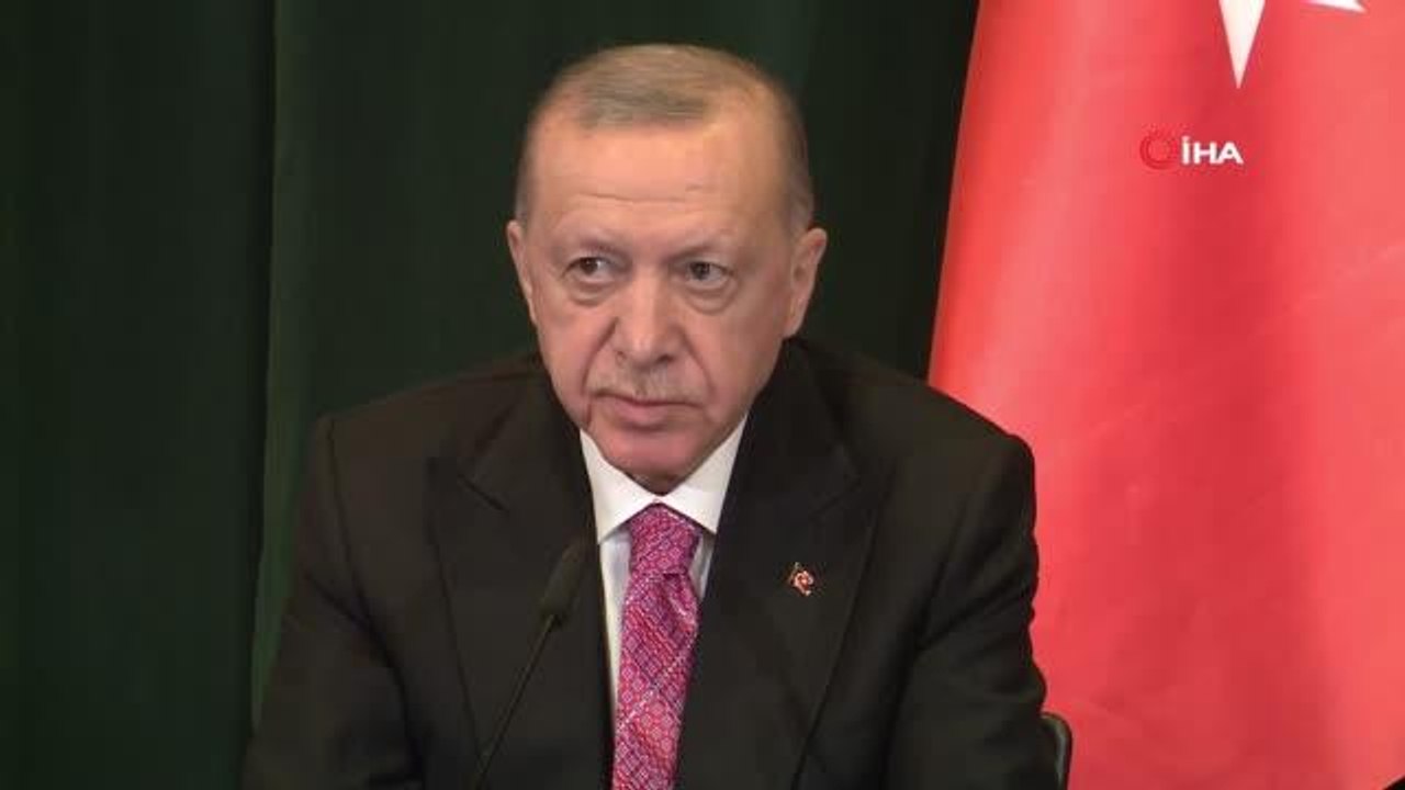 Cumhurbaşkanı Recep Tayyip Erdoğan, Arnavutluk Başbakanı Edi Rama ile yaptığı ortak basın toplantısında, Arnavutluk'ta meydana gelen depreme...