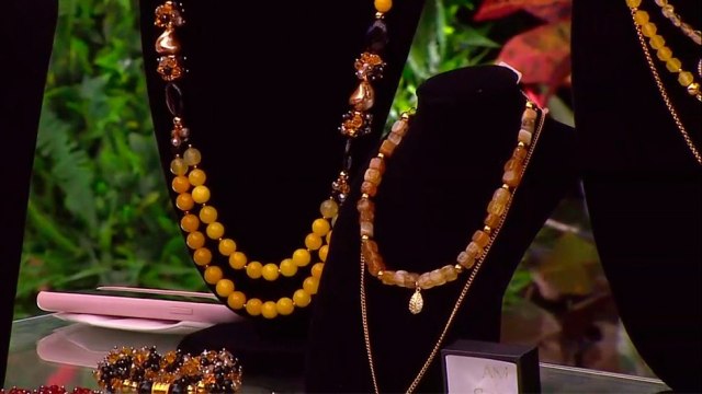 bd-le mostramos-bisuteria-en-tonos-calidos-170122