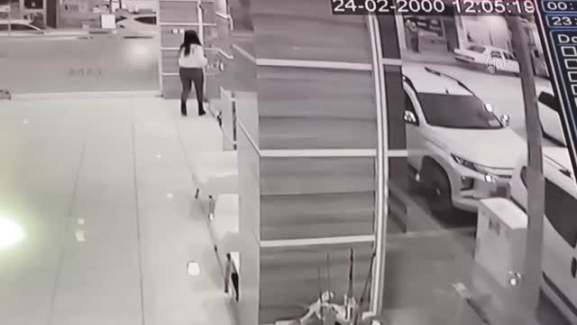 Eşi tarafından bıçaklanan kadın hayatını kaybetti