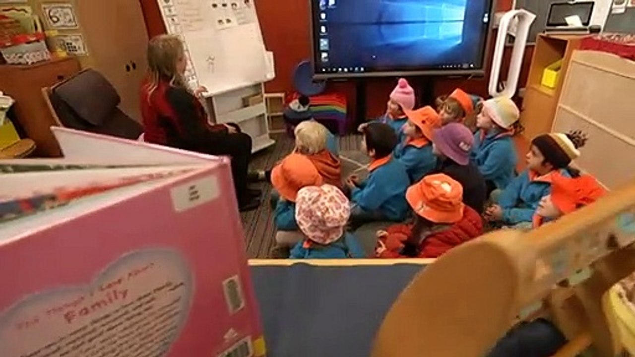 ACT govt urging teachers and educations staff to get boosters