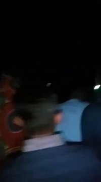 ट्रक के भार से ढहा आइजीएनपी के पुल का हिस्सा