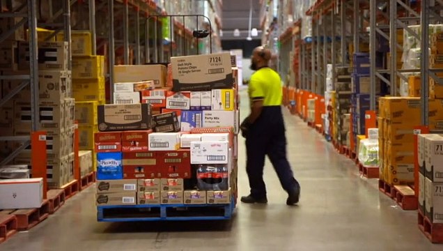 Unions threaten strike action over workers' access to rapid tests