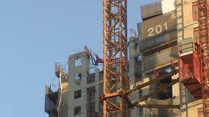 신축 아파트 붕괴 사고 8일째...건물 22층 전진 지휘소 설치 / YTN