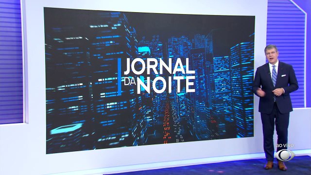 Servidores federais de diversas categorias prometem entrar em greve amanhã. A principal reivindicação é um reajuste salarial.