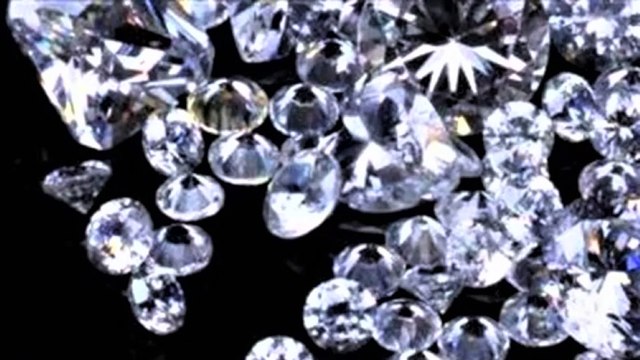 59 pieces of diamond-gold jewelery stolen Blue Dart Express