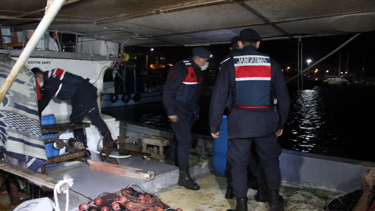İzmir'de dev uyuşturucu operasyonu: 11 ilçede eş zamanlı şafak baskını